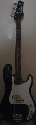 Basgitaar, Muziek en Instrumenten, Snaarinstrumenten | Gitaren | Bas, Ophalen, Zo goed als nieuw, Elektrisch
