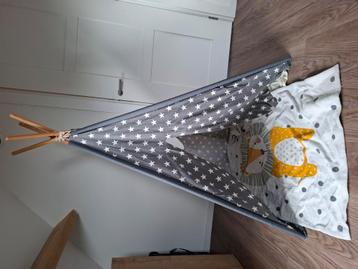 Leuke tipi-tent beschikbaar voor biedingen