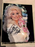 Dolly Parton Gesigneerd Portret + COA, Verzamelen, Verzenden, Zo goed als nieuw, Foto of Kaart, Gesigneerd