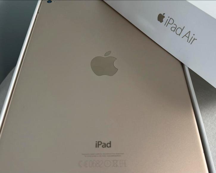 Apple  iPad Air 2, Computers en Software, Apple iPads, Zo goed als nieuw, Apple iPad Air, Wi-Fi, 9 inch, 32 GB, Goud, Ophalen of Verzenden