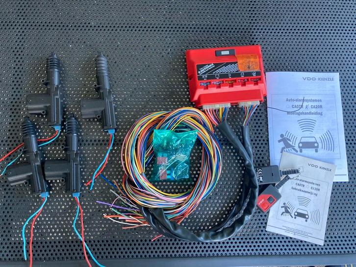 .Auto alarm Autonix Nieuw met radarmodule., Auto diversen, Anti-diefstal, Nieuw, Ophalen of Verzenden