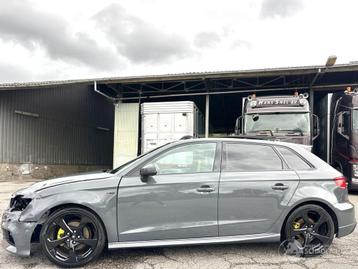 Audi A3 Sportback 1.5 TFSI 150pk aut + f1 S-Line Ed - pano - beschikbaar voor biedingen
