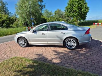 Volvo S80 2.5 T Summum beschikbaar voor biedingen