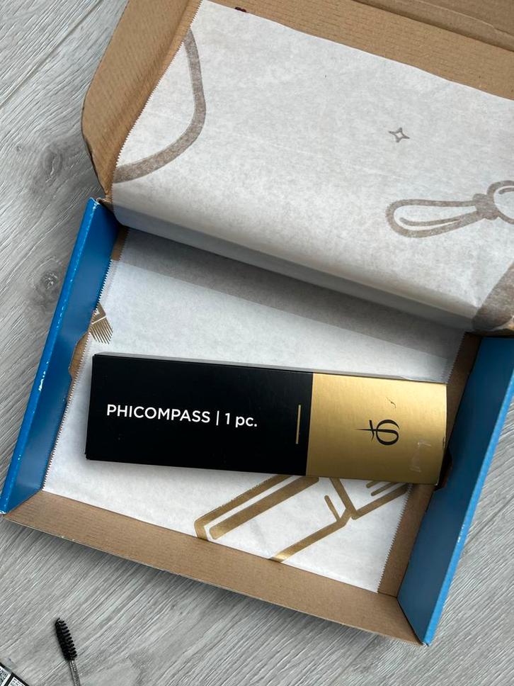 PhiBrows Orijinal Gouden Snede Wenkbrauwliniaal, Sieraden, Tassen en Uiterlijk, Uiterlijk | Cosmetica en Make-up, Nieuw, Make-up