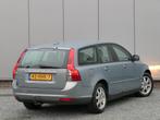Volvo V50 1.8 Kinetic goed onderhouden / Cruise Control / Cl, 65 €/maand, Gebruikt, Beige, 4 cilinders