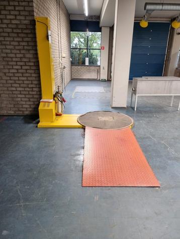 Wps de witt palletwikkelaar met rijplaat folie machine  beschikbaar voor biedingen