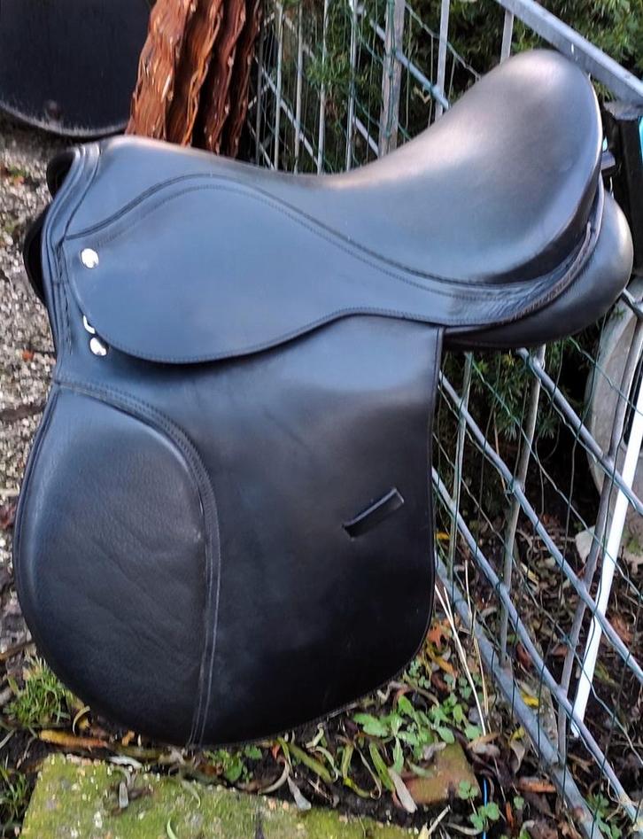 Koudbloed zadel als nieuw!, Dieren en Toebehoren, Paarden en Pony's | Zadels, Zo goed als nieuw, Overige soorten, Ophalen