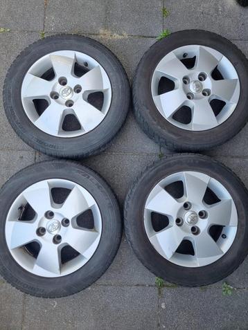 ❗ Lichtmetalen velgen 14" ❗Aygo C1 107 + banden en wielbout❗ beschikbaar voor biedingen