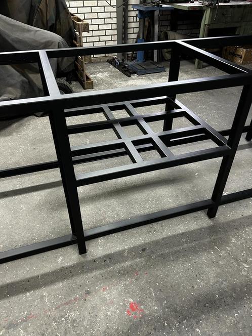 Stalen frames voor buitenkeukens (maatwerk), Tuin en Terras, Buitenkeukens, Nieuw, Houtskool, Inbouw, Vrijstaand, Ophalen of Verzenden