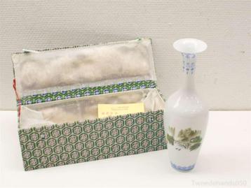 Chinees porseleinen vaas 99006 beschikbaar voor biedingen