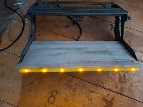 Camper opstapje met led verlichting., Caravans en Kamperen, Camper-accessoires, Zo goed als nieuw, Ophalen