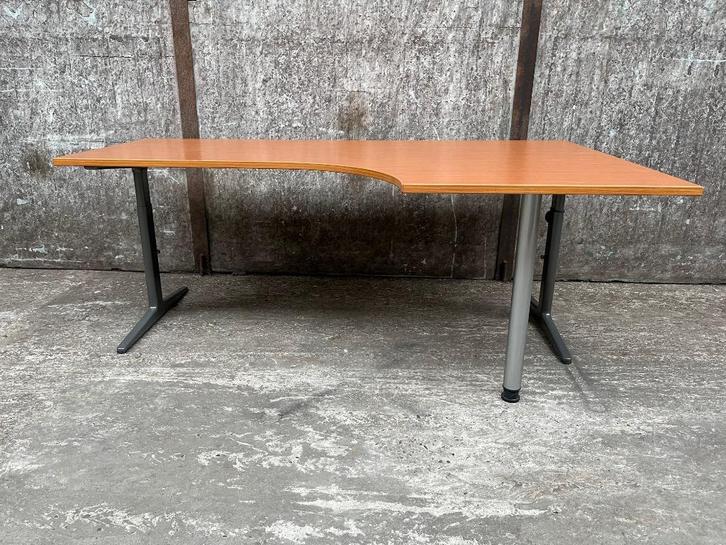 Gebruikt Ahrend mehes hoekbureau 200x120/80cm, Huis en Inrichting, Bureaus, Gebruikt, Ophalen