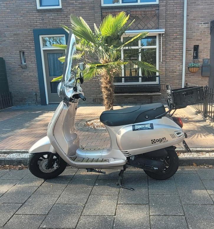 AGM VX50 bj 2020, Fietsen en Brommers, Snorfietsen en Snorscooters, Gebruikt, Overige merken, Benzine, Ophalen