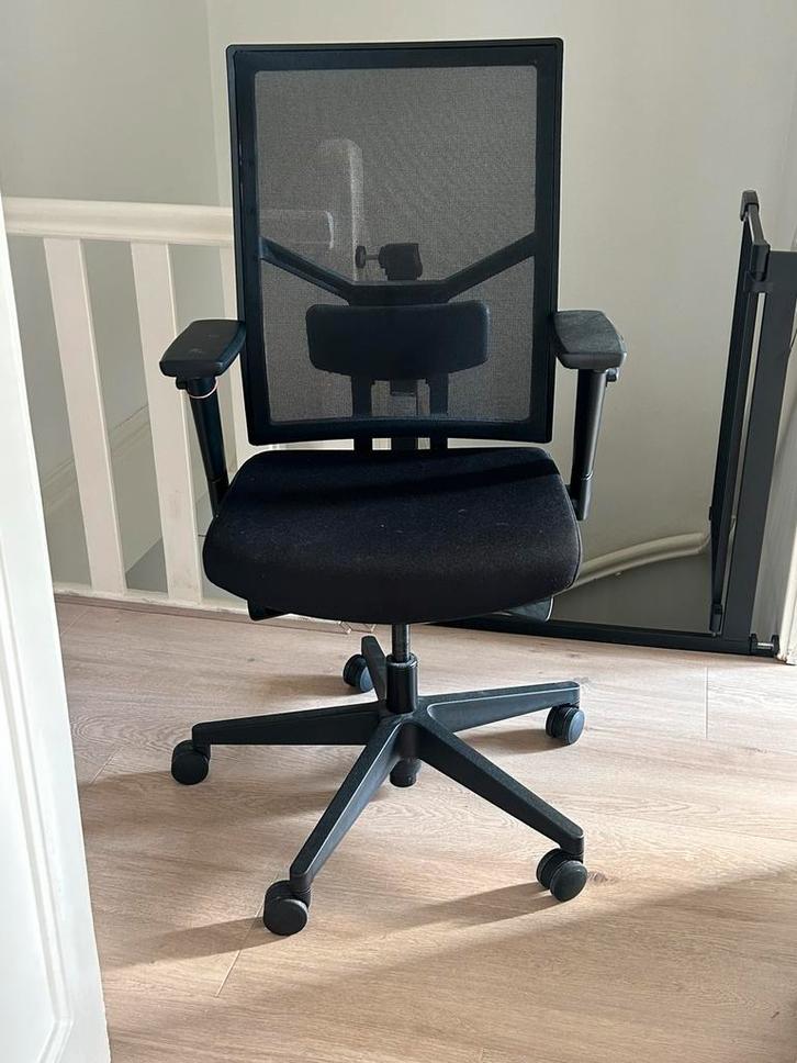 Ergonomic Office Chair AH787 NPR Edition, Huis en Inrichting, Bureaustoelen, Zo goed als nieuw, Zwart, Ophalen of Verzenden