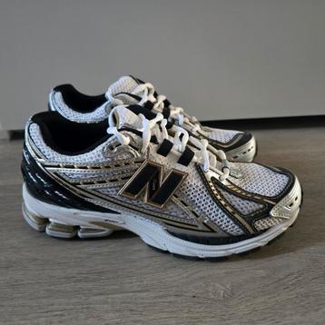 New Balance 1906 unisex Sneakers - Maat 39,5 beschikbaar voor biedingen