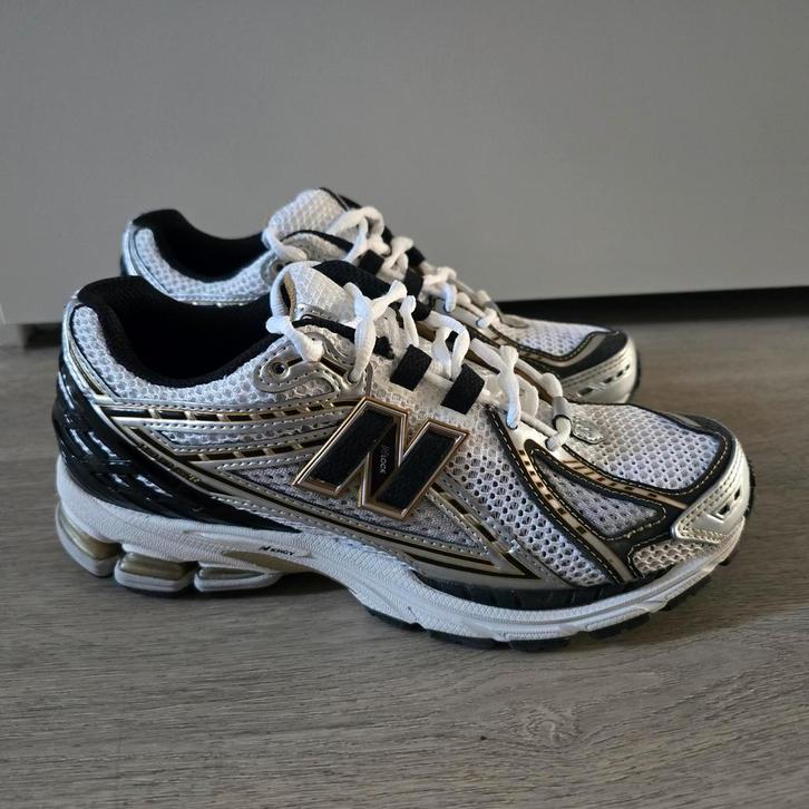 New Balance 1906 unisex Sneakers - Maat 39,5, Kleding | Dames, Schoenen, Gedragen, Sportschoenen, Wit, Ophalen of Verzenden