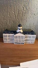 Paleis op de Dam, Ophalen, Zo goed als nieuw, Paleis of Waag, Gevuld