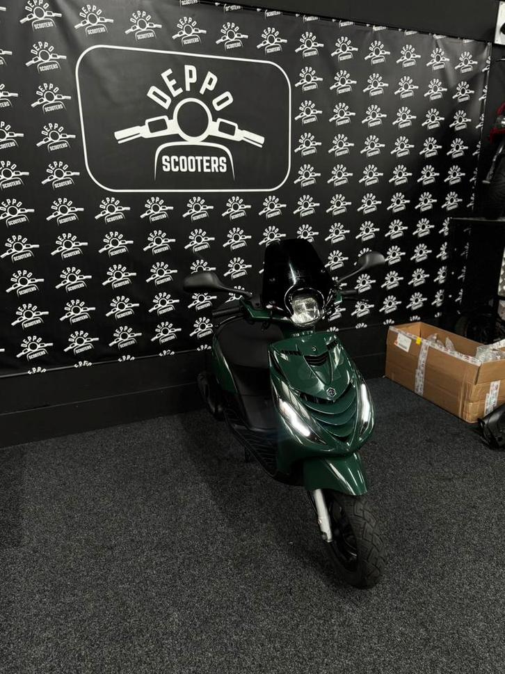 Piaggio zip, Fietsen en Brommers, Scooters | Piaggio, Zo goed als nieuw, Zip, Benzine, Ophalen