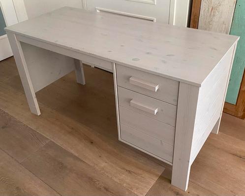 WOOOD bureau Dennis, Huis en Inrichting, Bureaus, Gebruikt, Bureau, Ophalen