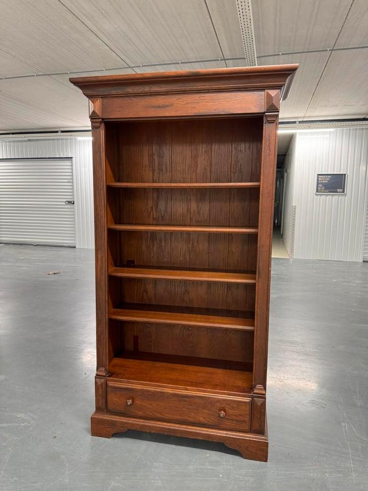 Royale Engelse Boekenkast - 20e Eeuw - Klassiek Ontwerp, Huis en Inrichting, Kasten | Boekenkasten, Zo goed als nieuw, 50 tot 100 cm