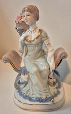 PMI Porselein Sophia Beeldje - Limited Edition, Antiek en Kunst, Antiek | Porselein, Ophalen of Verzenden