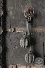 Houten klos ornament hanger leren veter hang stoer sober, Verzenden, Nieuw