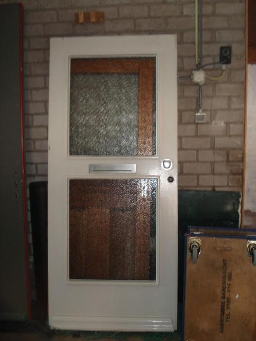 hardhouten voordeur   210 x 93 x 4 cm dik, Doe-het-zelf en Verbouw, Deuren en Horren, Gebruikt, Buitendeur, 200 tot 215 cm, 80 tot 100 cm