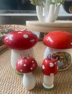Vintage paddenstoelen spaarpotten en en punnik, Ophalen of Verzenden
