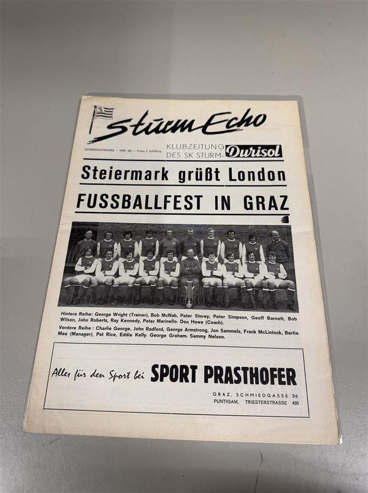 voetbal gids - 1970/71 Sturm Graz V Arsenal. Fairs Cup, Verzamelen, Sportartikelen en Voetbal, Zo goed als nieuw, Poster, Plaatje of Sticker
