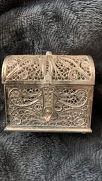 Antiek filigrain zilveren doosje, Antiek en Kunst, Ophalen of Verzenden, Zilver