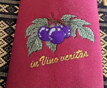 In vino veritas stropdas rood in wijn zit de waarheid beschikbaar voor biedingen