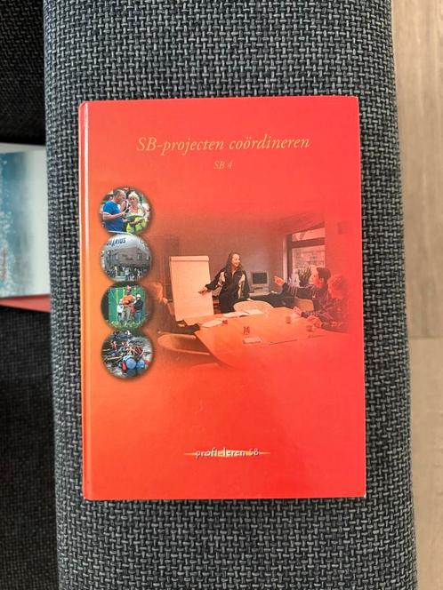 SB-projecten coördineren SB 4, Boeken, Studieboeken en Cursussen, Gelezen, MBO, Ophalen of Verzenden