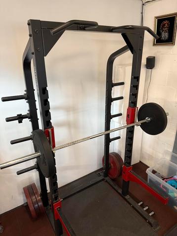 STERLING Squat Rack beschikbaar voor biedingen