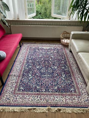 Large rug / groot vloeerkled 162x228cm beschikbaar voor biedingen