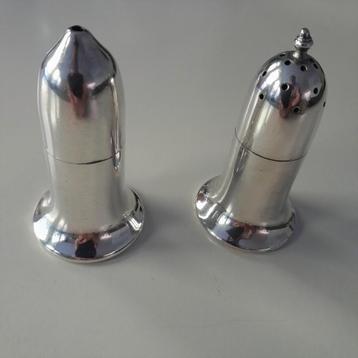 Silverplated Engels peper- en zoutstel beschikbaar voor biedingen