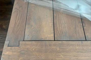 Dressoir, Eettafel en salontafel van dezelfde serie. beschikbaar voor biedingen