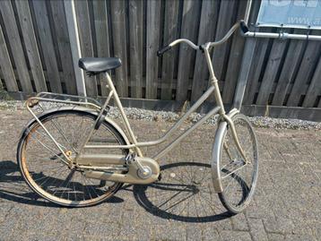 Oma fiets/Kroeg fiets beschikbaar voor biedingen