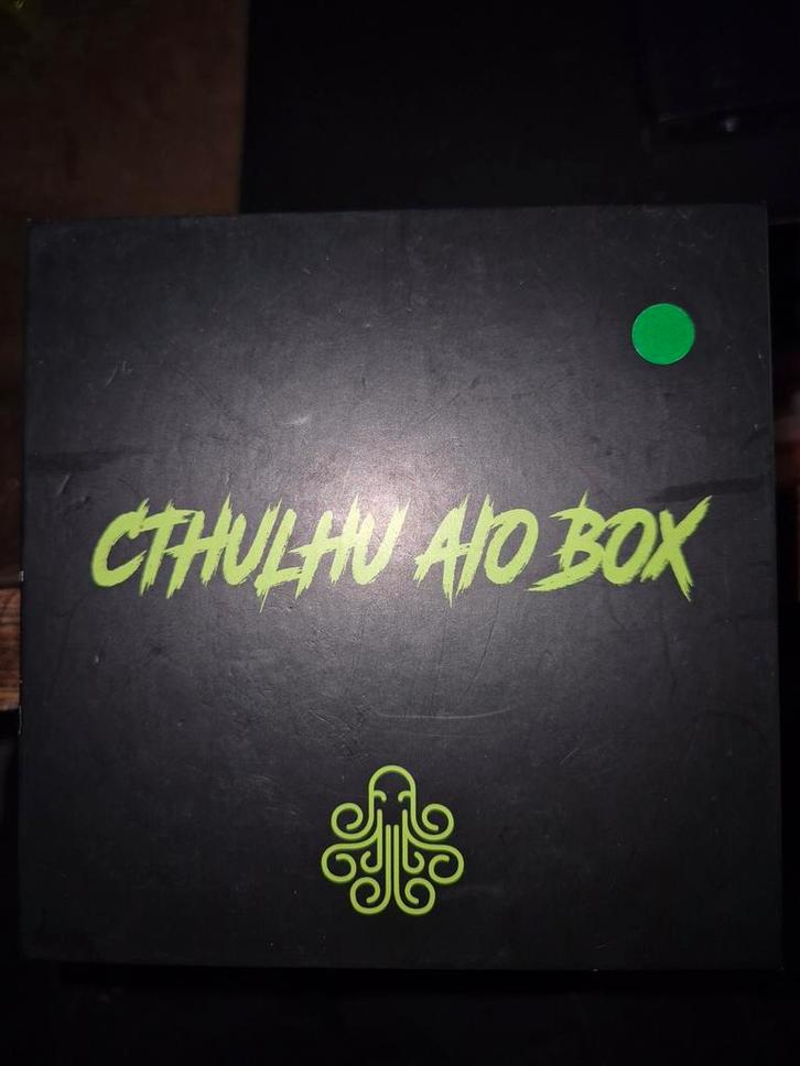 Cthulhu Aio Box groen, Verzamelen, Rookartikelen, Aanstekers en Luciferdoosjes, Nieuw, Ophalen of Verzenden
