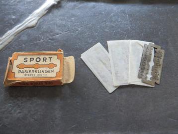 Vintage pakje SPORT scheermesjes met originele inhoud beschikbaar voor biedingen