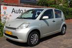 Daihatsu SIRION 1.3i 16V Comfort, Auto's, Daihatsu, Voorwielaandrijving, Gebruikt, 4 cilinders, Beige