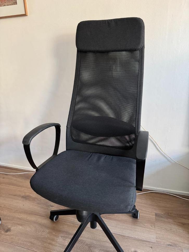 MARKUS Bureaustoel IKEA, Huis en Inrichting, Bureaustoelen, Gebruikt, Bureaustoel, Grijs, Ergonomisch, Ophalen