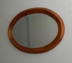 Hal Spiegel, ovaal, grenen, met facet rand, plm 75 x 50 cm, Gebruikt, Ophalen of Verzenden, Minder dan 100 cm, Ovaal