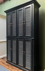 Zwarte kledingkast Legkast Louvredeuren in 2 delen, Huis en Inrichting, Kasten | Kledingkasten, Ophalen, 100 tot 150 cm, 200 cm of meer