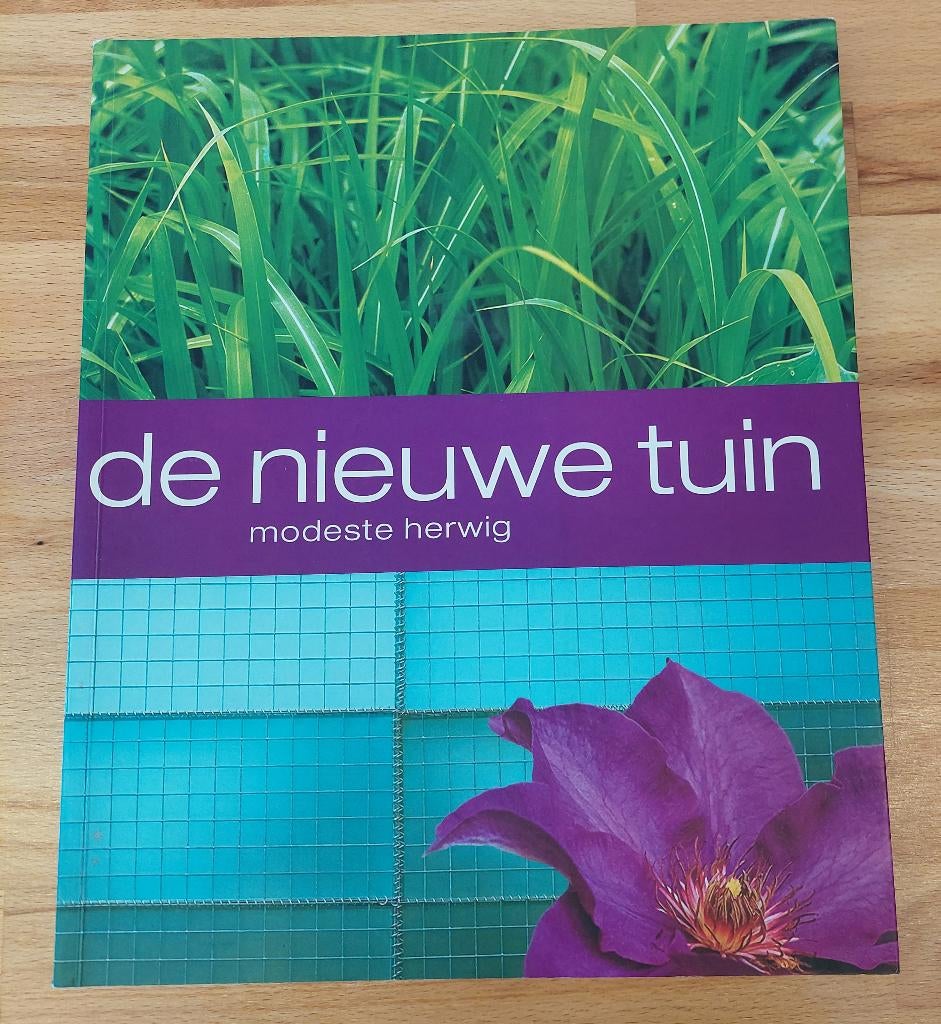 Modeste Herwig - De nieuwe tuin voor €5,-, Boeken, Wonen en Tuinieren, Gelezen, Ophalen of Verzenden, Tuinieren en Tuinplanten