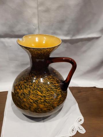 Vintage glazen kan met handvat. Handgeblazen,gemaakt  in Eng beschikbaar voor biedingen