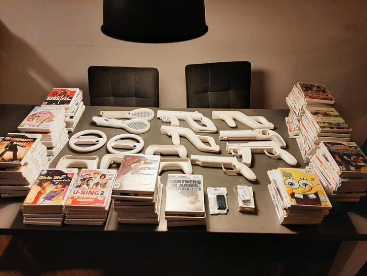 Wii spellen en Wii pistolen 5 euro per stuk, Spelcomputers en Games, Games | Nintendo Wii, Gebruikt, Sport, 3 spelers of meer