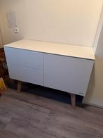 Kidsmill sixties Commode mat wit / blank eiken, Kinderen en Baby's, Kinderkamer | Commodes en Kasten, Ophalen, 50 tot 70 cm, Voetruimte