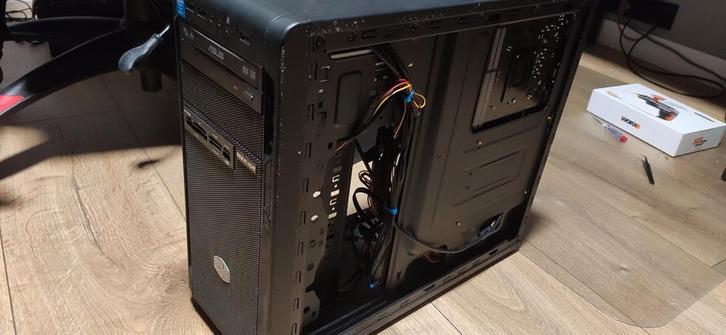 Oude computer, Computers en Software, Desktop Pc's, Gebruikt, Onbekend, Ophalen