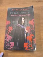 de bloedverwanten Richelle Mead, Boeken, Ophalen of Verzenden, Gelezen, Richelle Mead