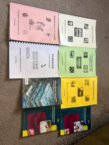 MBO Tandartsassistente Boeken Set beschikbaar voor biedingen